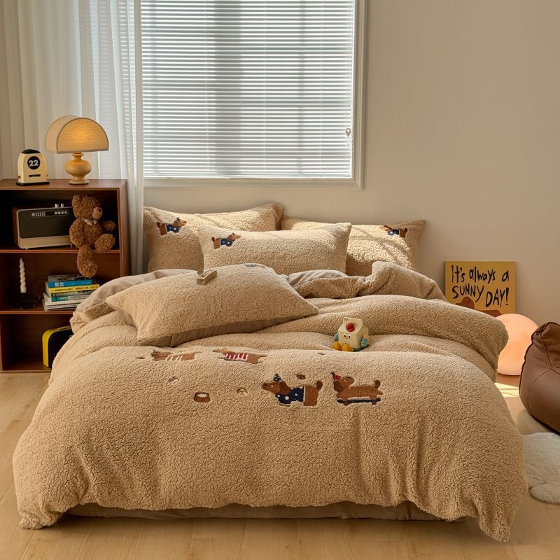 Thickened Milk Fleece Bed Four-Piece Set Of Flannel Bedding Three Pieces Of Fleece Coral Fleece Sheets