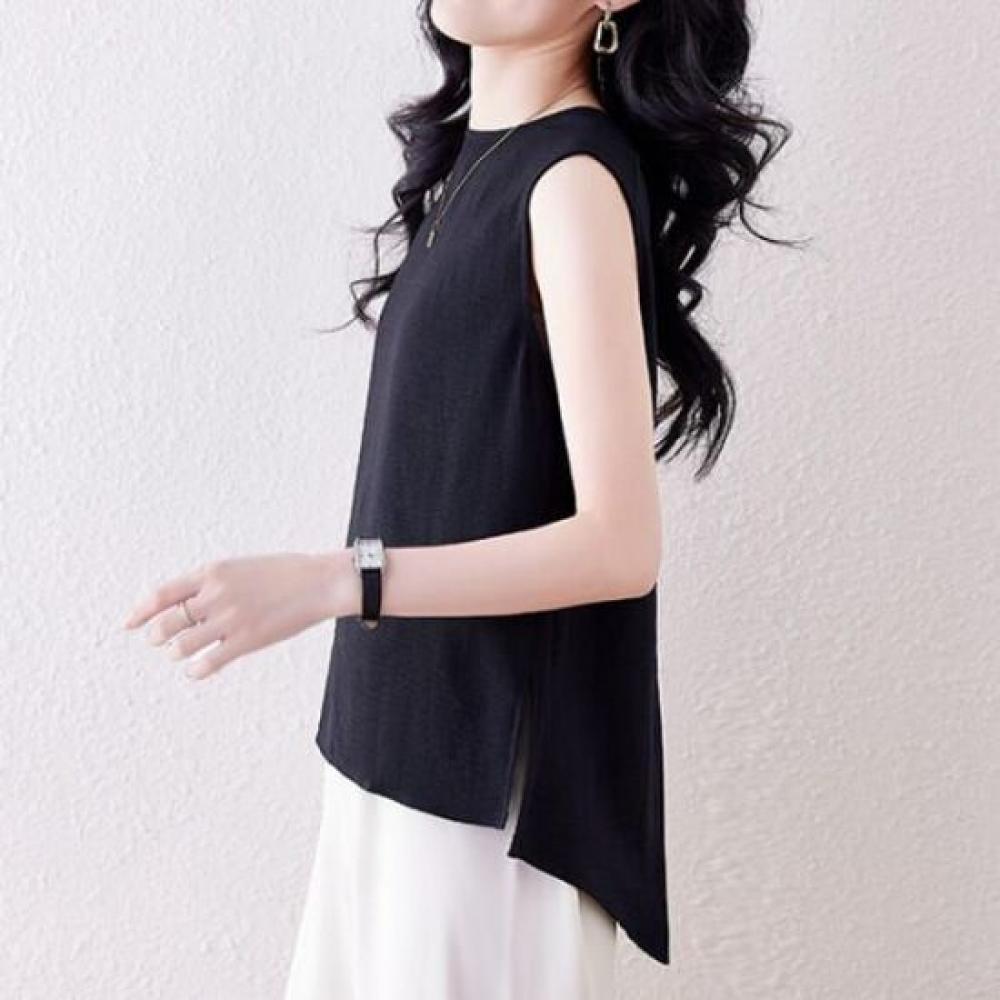 Navava Women Modern Button Point Sleeveless Blouse Nb2685