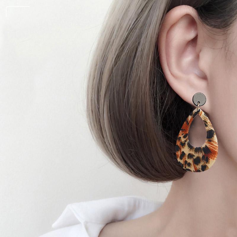 1 Pair Women's Jewelry Acrylic Geometric Pendant Dangle Drop Statement Earrings 1 Pair Women's Jewelry Acrylic Geometric Pendant Dangle Drop Statement Earrings