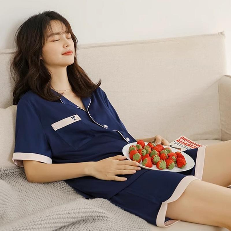Hot-Selling Women'S Home Pajamas Short-Sleeved Love Embroidery Pocket Lapel Outer Wear Set