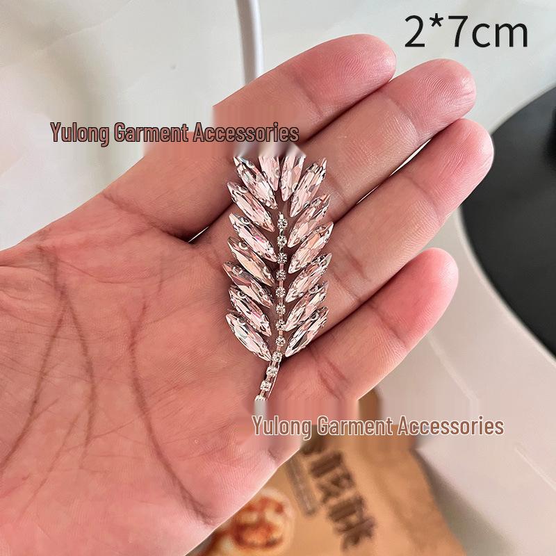 Luxury White Rhinestone Hotfix Stickers: Super Shiny DIY Dress Accessories with Hot Melt Adhesive