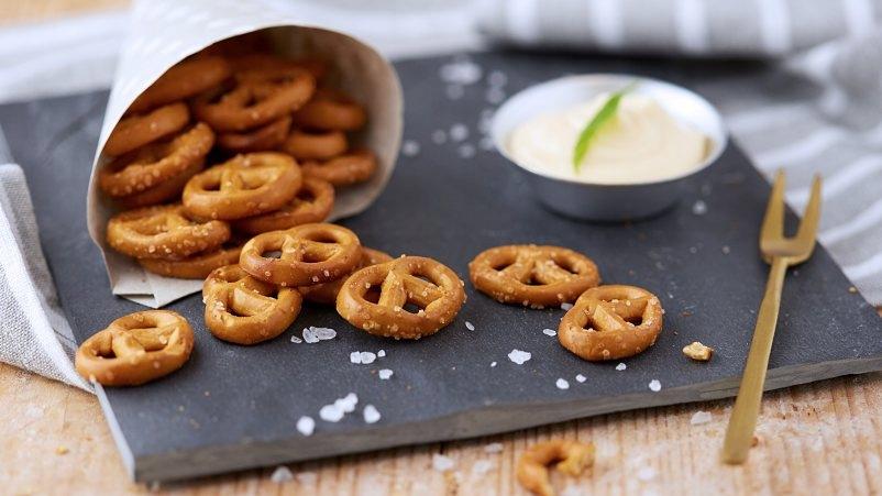 Schar Salinis Gluten-Free Pretzels 60