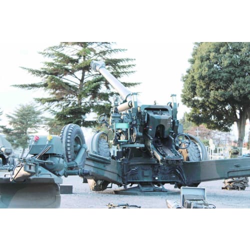 Hobby Japan 1/35 HJM Military Series No. 1 Japan Ground Self-Defense Force 155mm Howitzer FH-70 Plastic Model HJMM001