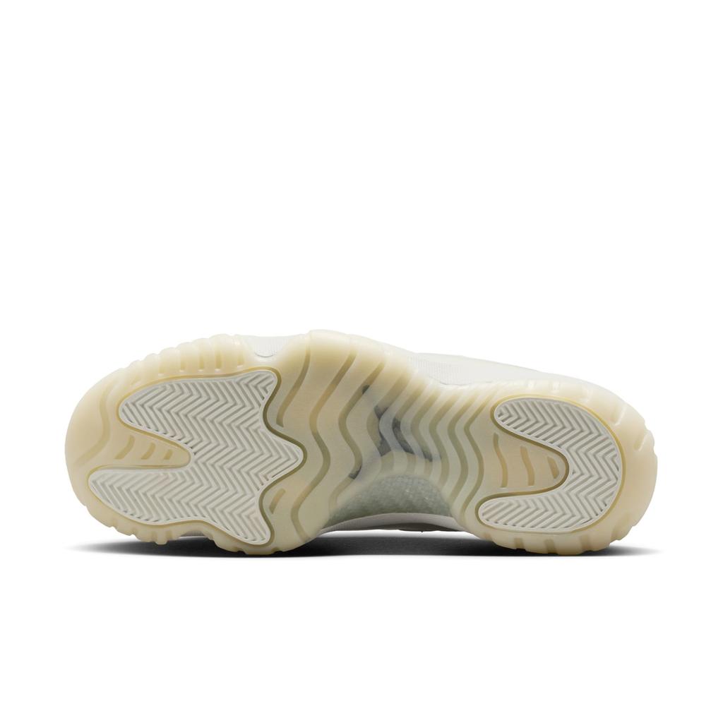 Jordan Air Jordan 11 Mid Top Vintage Basketball Shoes Women's Pearl White AR0715-110