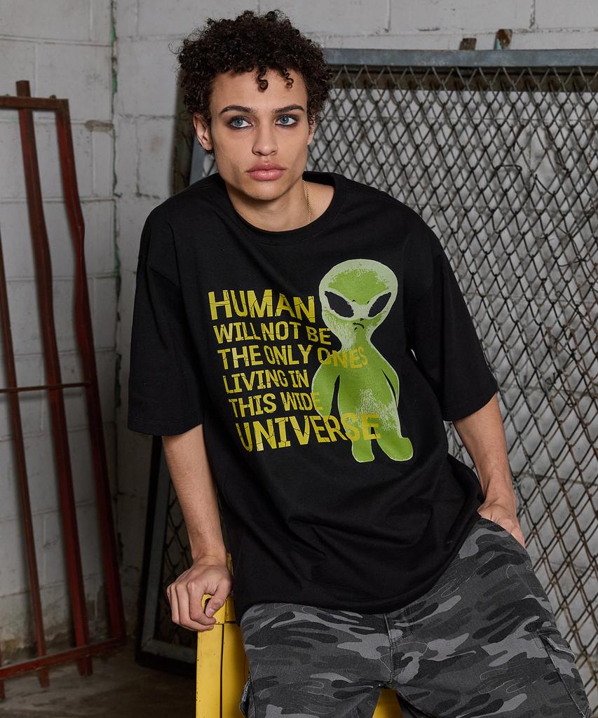 HOODHOOD Alien Slogan Short Sleeve T-Shirt Black