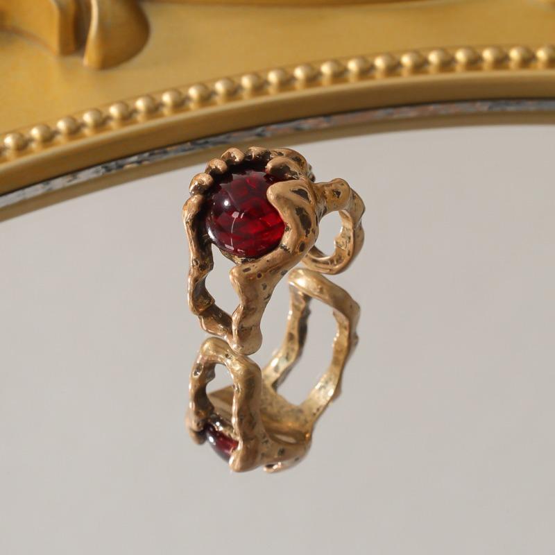 Meier Used vintage women's alloy jewelry set - earrings, ring, and necklace set
