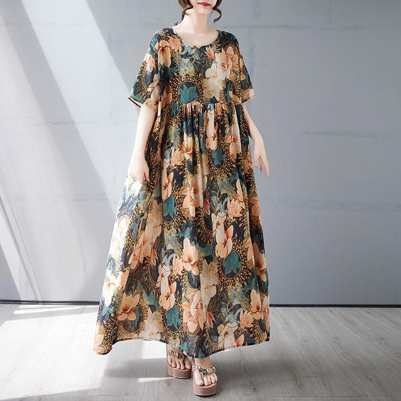 Sommer neues einfaches böhmisches langes Kleid gefettetes und vergrößertes kurzärmeliges Rundhals-Druckkleid Damenbekleidung