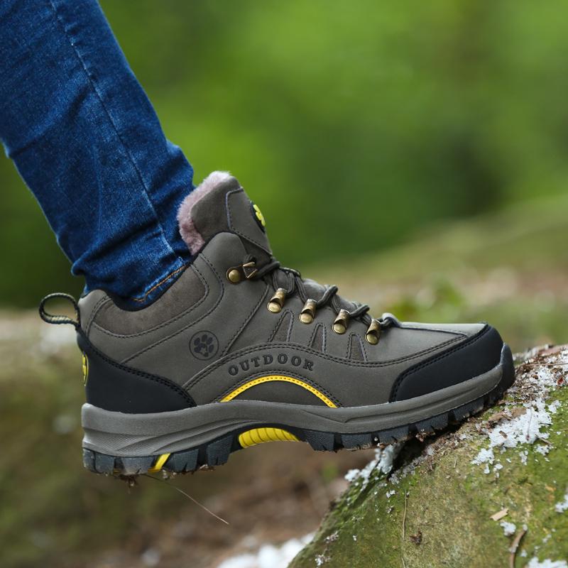 Outdoor Hiking Shoes Mid-top Men Boots Plush Breathable Women Shoes Wear-resistant Lace-up Men Casual Sports Shoes Women