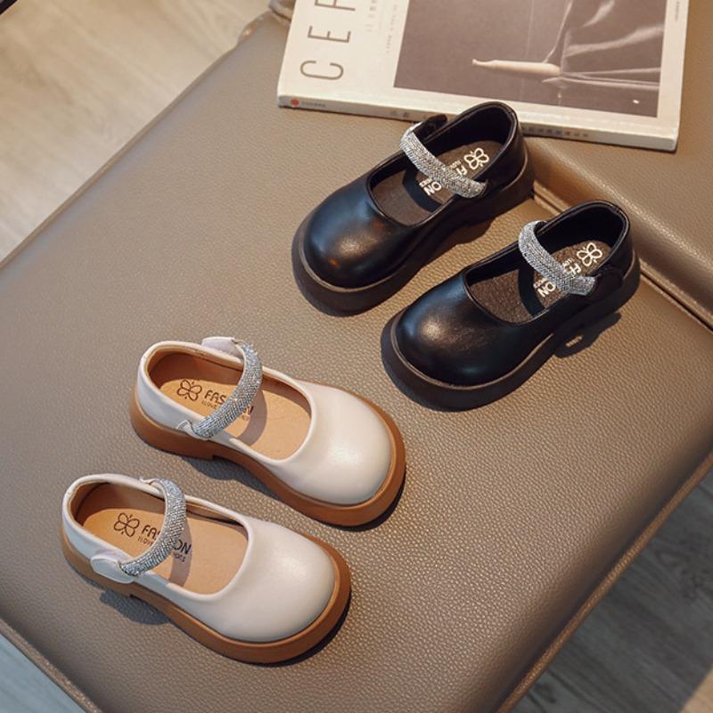 Barnskor Enkel Designer Elegant Flickors Festklänningar Läderskor Mode Mångsidiga Barn Casual Sneakers Zapatos De Niña