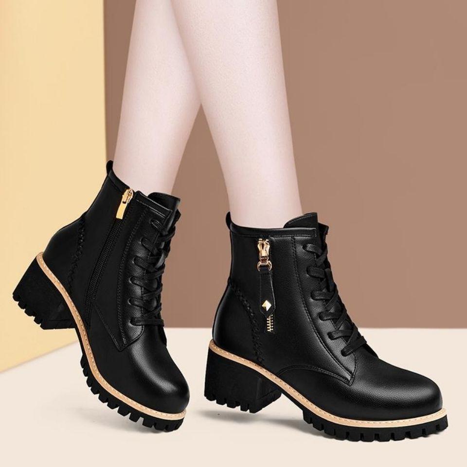 Mote Pels Høst Vinter Ankelstøvletter for Kvinner Elegante Med Middels Hæler Kvinne Korte Sko Lær Ny Rock På Kampanje Hot I Støvletter