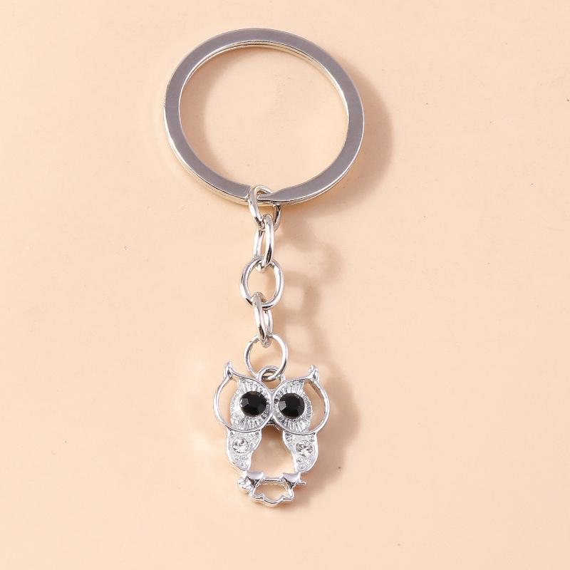 Cute Crystal Rhinestone Cat Keychain Animal Snake Butterfly Keyrings for Men Women Car Keyholder Bag Pendants DIY Jewelry Gifts