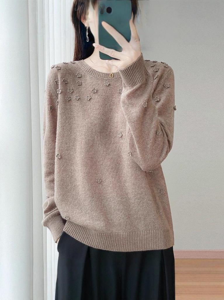 2025 Autumn/Winter Women's Loose Round Neck 100% Pure Wool Embroidered Long Sleeve Sweater Base Layer