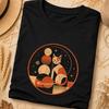 Japanisches Weltraumkatzen T-Shirt, Mid Century Kosmisches Grafik-T-Shirt, 1950er Retro Sci-Fi T-Shirt, Sci-Fi Japanisches Kunst-T-Shirt, Glückliches Japanisches Katzen-Design