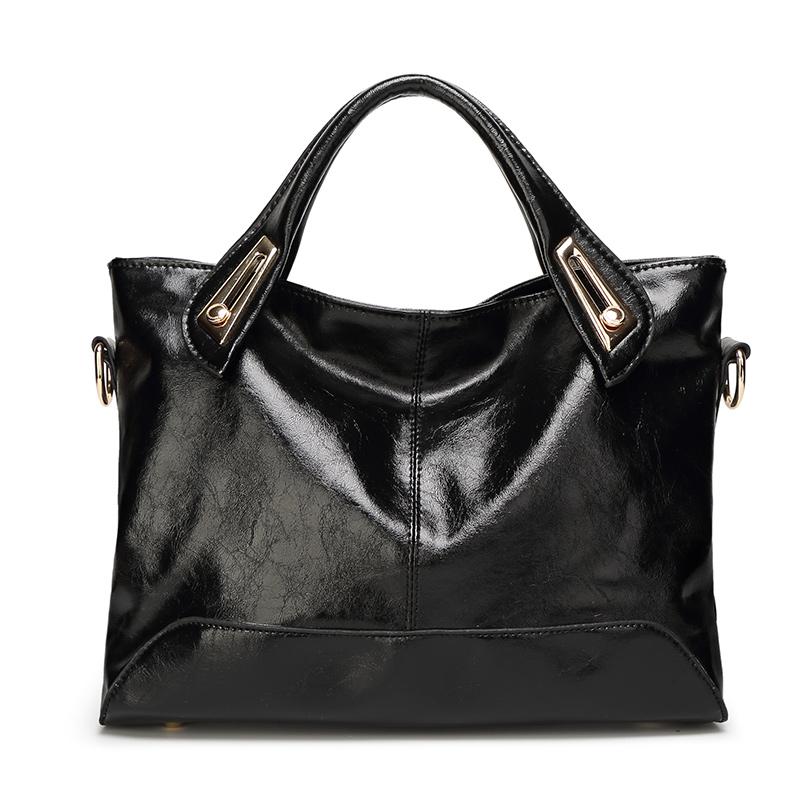 

Большая вместительная сумка из вощеной кожи с промасленным покрытием в стиле ретро для поездок на работу через плечо. Сумка-мессенджер