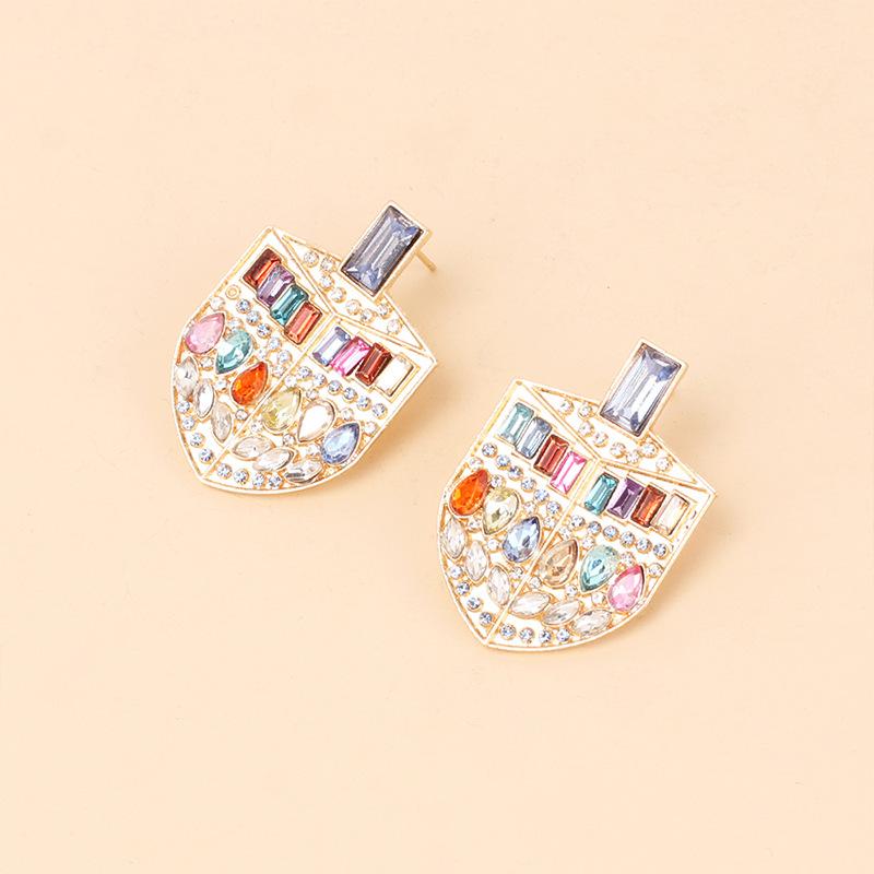 French court style colored rhinestone light luxury shield earrings, fashionable temperament niche design earrings