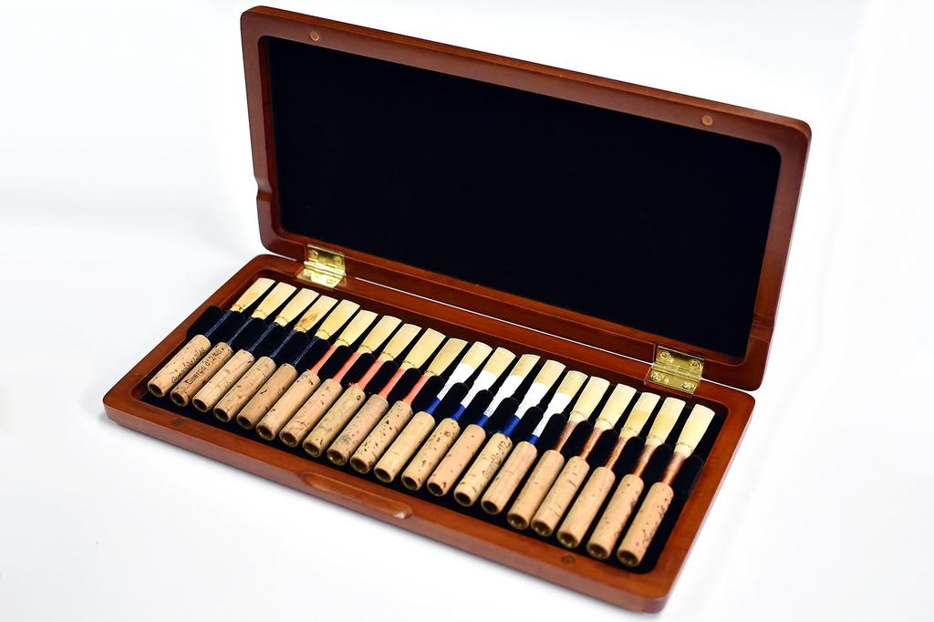 Marigaux Wooden reed case for 20 Natural oboe, pieces, Color