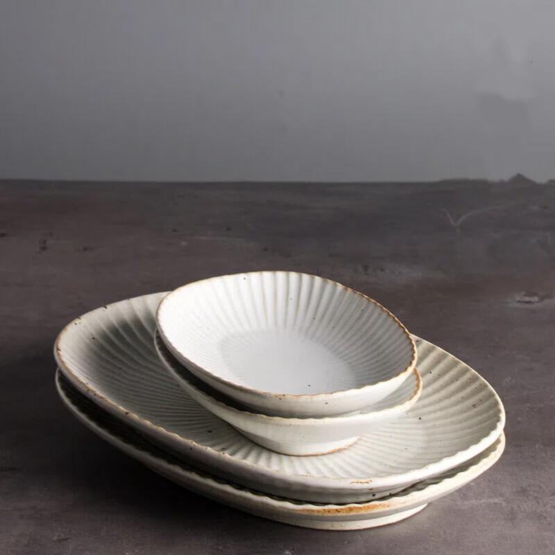 Wutuo Rustic Ceramic Fish Plate