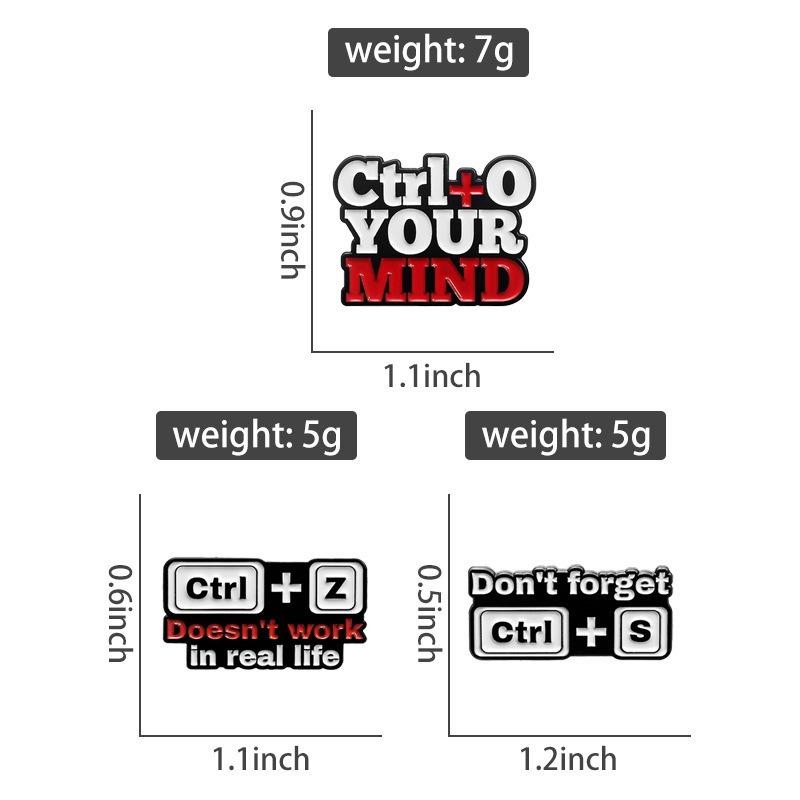 

Креативный программист - тематические броши: Сочетание клавиш - Фигурные значки как уникальные аксессуары