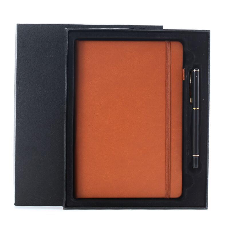 "Quaderno A5 Rigido con Cinturino in PU, LOGO Personalizzabile, Design Fresco e Semplice"