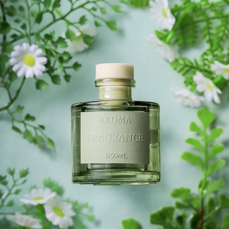 Summer Tea Aroma Essential Oil: Long-lasting Indoor Fragrance for a Fresh Bedroom