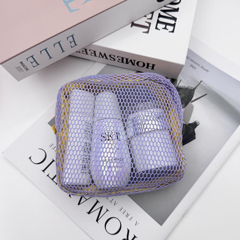 Dopamine Grid Tofu Lipstick Pouch: Large Capacity Travel Makeup Bag