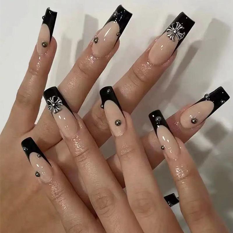 

Chrome Hearts Cross Dark Ballet Press-On Nails - Spicy Cool Style, Pre-Glued Tips