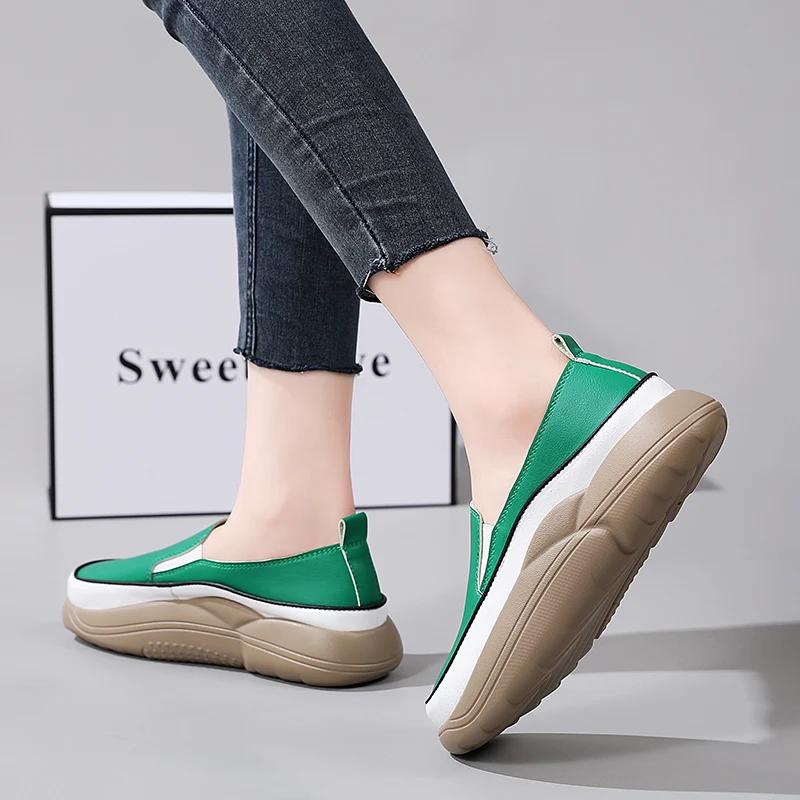 Mocassins Décontractés à Enfiler pour Dames Chaussures de Marche Douces Antidérapantes pour Maman Compensées Rétro Mode Printemps Chaussures Plateformes Femmes Semelles Épaisses