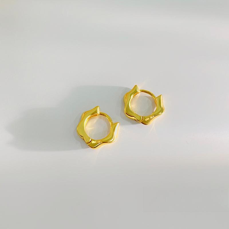 Simple Mobius Ring Earbuds for Women High-end Niche Design Earrings