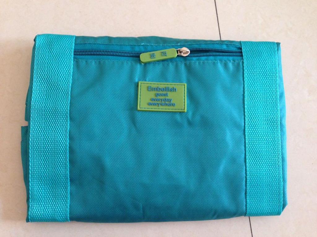 Waterproof Foldable Nylon Travel Organizer Bag for Men & Women – Ideal for Business Trips & Luggage Organization