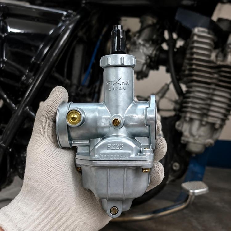 Motorcycle Mixture Component and Replacement Carburetor, PZ26 Manual Choke Configuration with Metal Body for CG125-CG150 Models