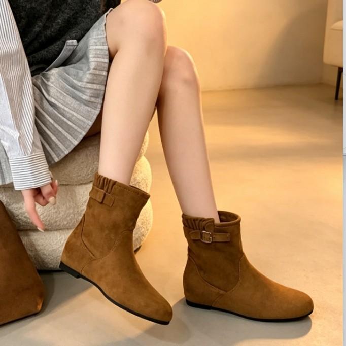 Retro round head flat bottom short boots women's autumn new side buckle decorative boots simple commuting daily thin