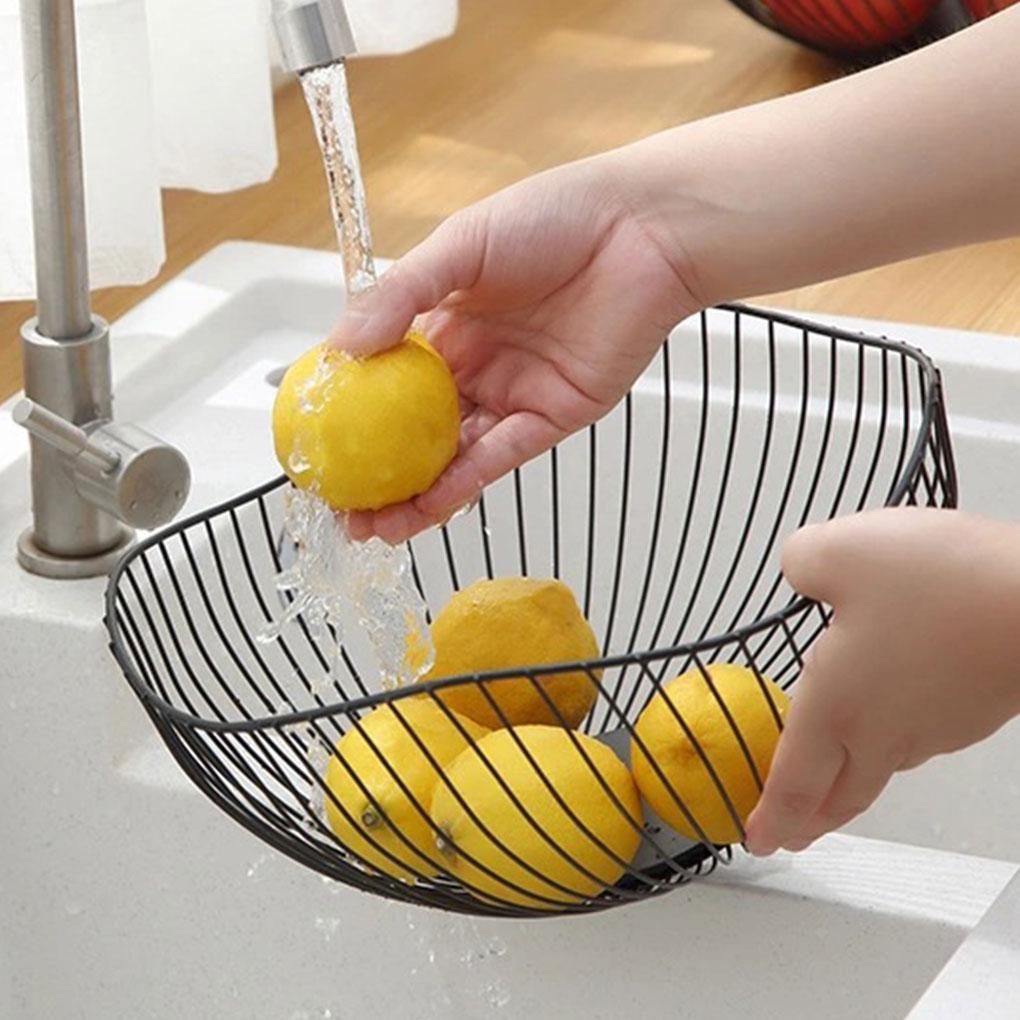 Metal Fruit Basket Wide Application Modern Style Large Capacity Metal Fruit Baskets Metal Fruit Bowl