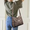 Multi-layer Middle-aged  Messenger Bag Versatile Casual Women's Bag Retro Large-capacity Shoulder Bag