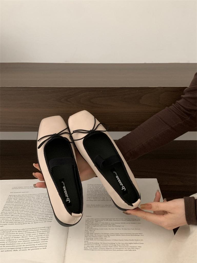 French bow light mouth flat heel single shoes women's shoes 2025 spring and autumn square head retro soft sole Doudou grandma ladyshoes