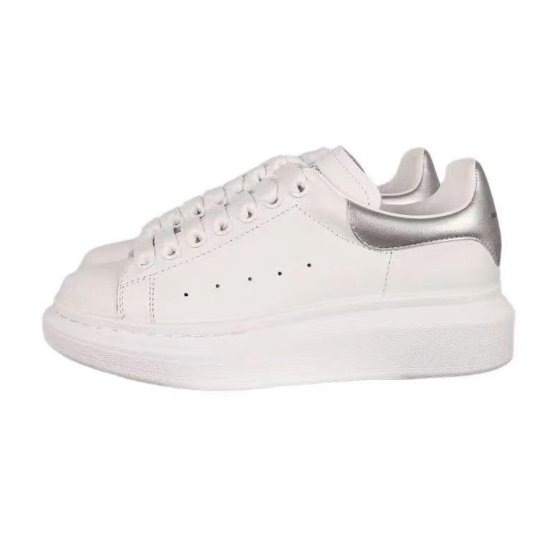 Trendy Platform Shoes: Thick Soles, Height Boosting, Comfy & Versatile Retro White Sneakers for Campus & Couples