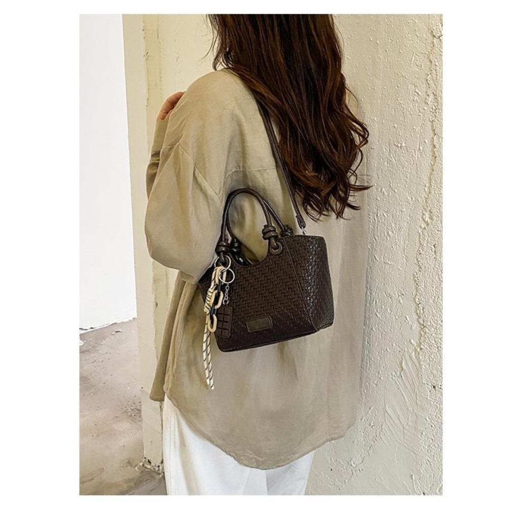Xeie Thuk Handbag Women PU Leather Woven Texture Crossbody Daily Commute