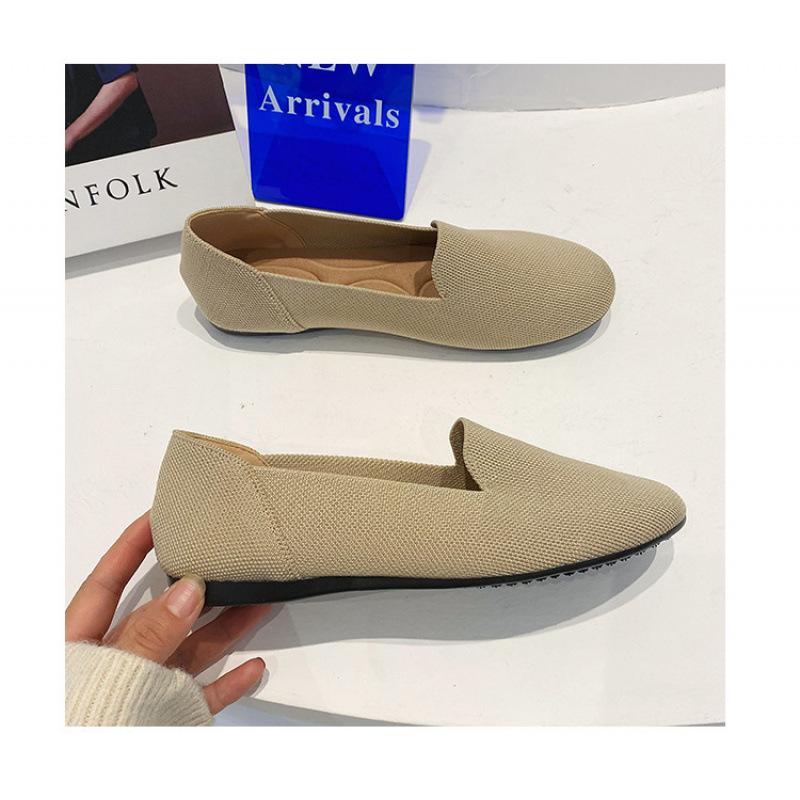 New round head single shoes knitted woven ladyshoes flat bottom flying woven beanie shoes women