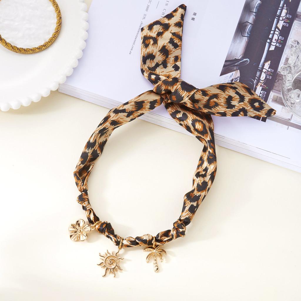 Retro Summer Resin Fruit Pendant Necklace Featuring Cherry And Strawberry For Ladies леопардовый