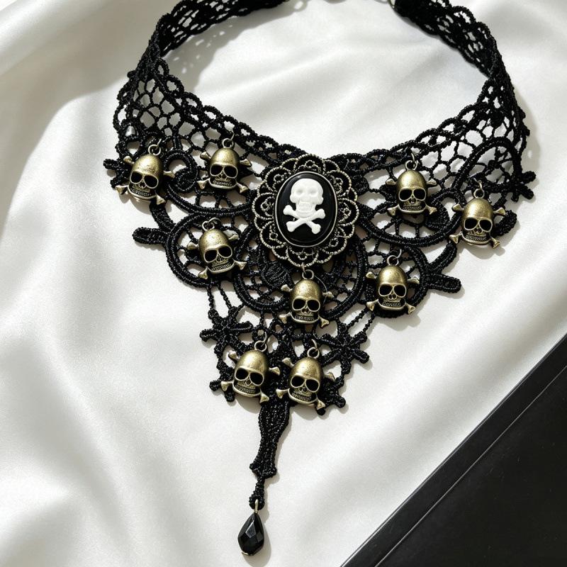 Halloween Black Lace Necklace Ladies Skull Pirate European American Collarbone Chain Gothic Necklace Necklace