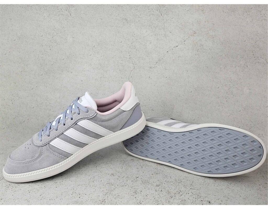 Women's Grey Adidas Breaknet Sleek Sneakers