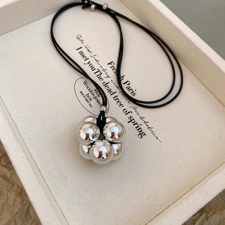 Minimalist Adjustable Acrylic Geometric Necklace - Versatile Fashion Sweater Chain