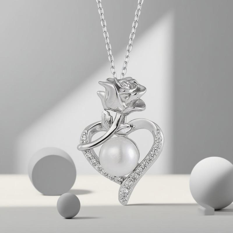 Silver 925 Heart Necklace Exquisite Necklace with Heart-shaped Center Inlaid with White Freshwater Pearls and Roses