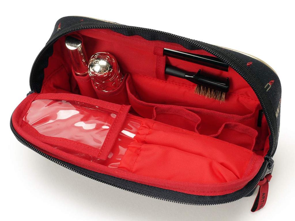 Artisan & Artist Slope Shape Pouch <Valiant Rouge> 8WP-LI110H Black