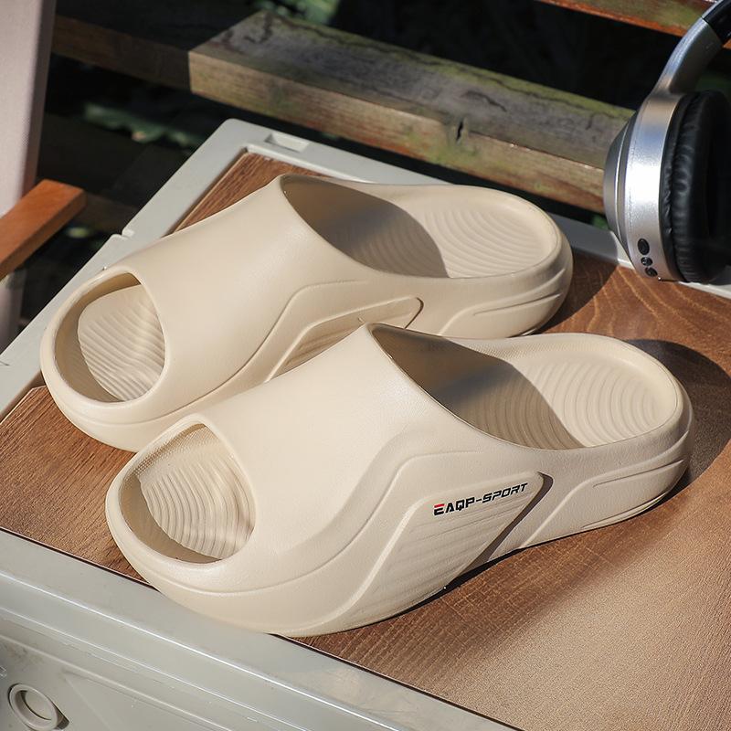 

2025 новая летняя мужская обувь домашняя одежда пляжная обувь мужские трендовые крутые тапочки обувь 45-46 света кофе