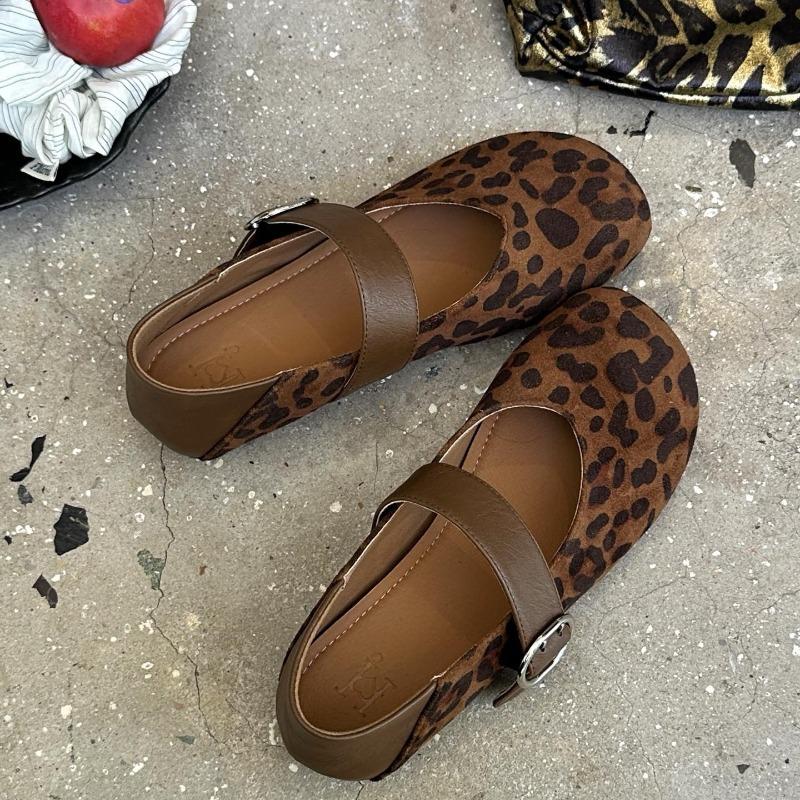 Neuer Stil Mode Damen Winter Barfuß Kuhveloursleder Echtes Leder Damen Ballerina Flat Weiche Sohle Weiterer Zehenbereich Zapatos Mujer