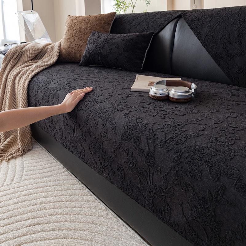 

2026 Winter Non-slip High-end Sofa Cushion Cover Protector 70*70cm