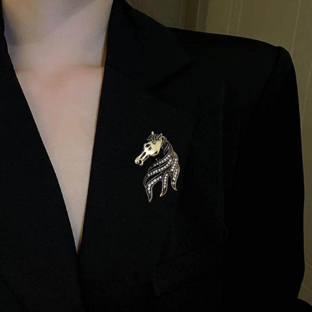 Broche de Caballo Vintage de Cristal Pin de Solapa de Lujo para Año Nuevo Broche de Animal Retro Accesorios para Mujer