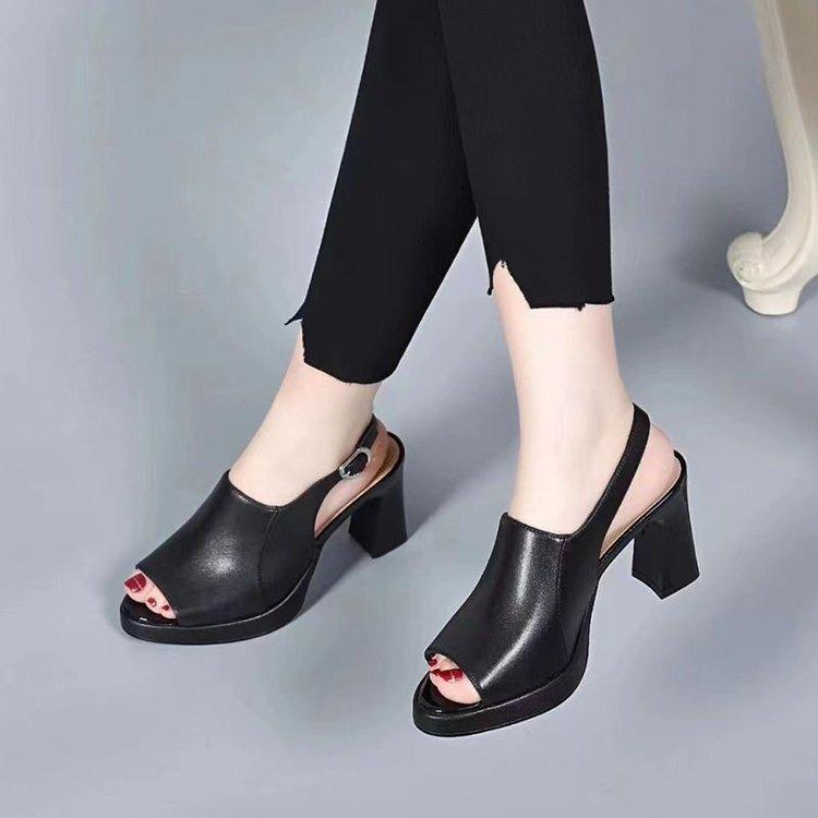 Fashion cool boots women's summer new sandals women's thick heel fashion trend fish mouth high heel rear empty buckle