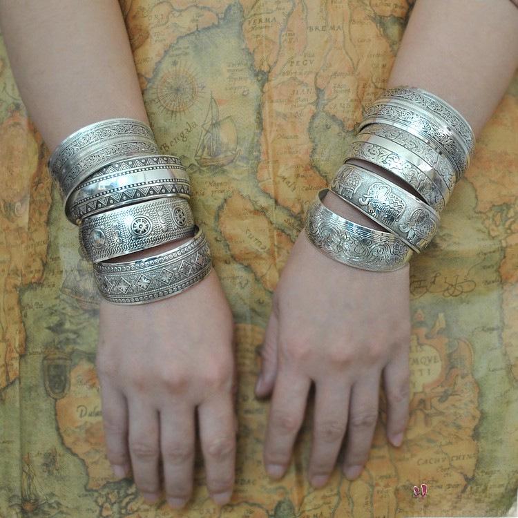 Vintage Silver Elephant Cuff Bracelet - Bohemian Ethnic Style for Women Pattern Elephant Wide Bracelet