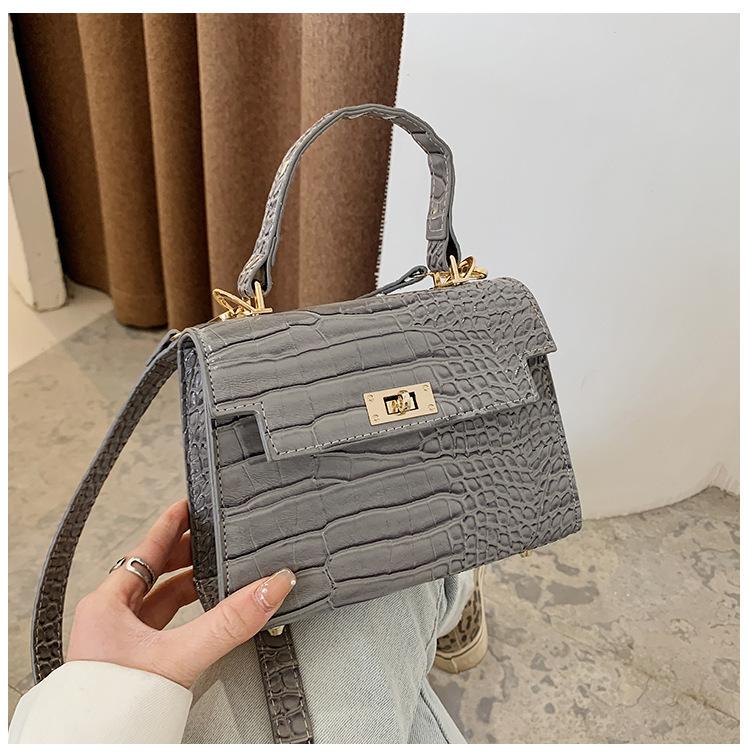 Fendi Prêt à Porter Printemps été 2021 Tendance Sac A Main Ete 2021